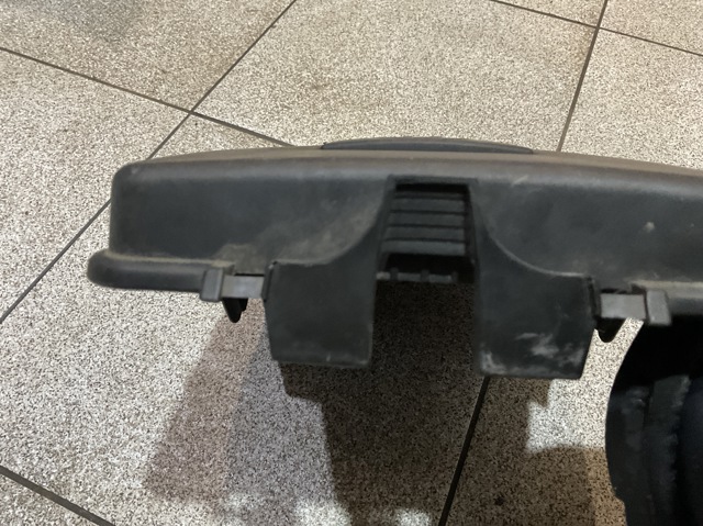 VAG 1K0915443A Крышка аккумулятора (АКБ) в наличии Винница