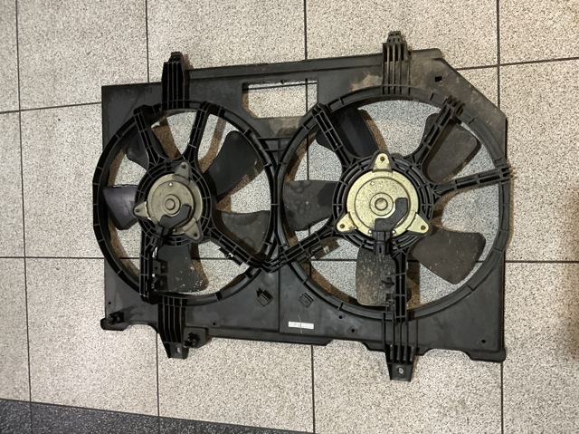 NISSAN 214818H800 Диффузор радиатора охлаждения, в сборе с мотором и крыльчаткой в наличии Тернополь