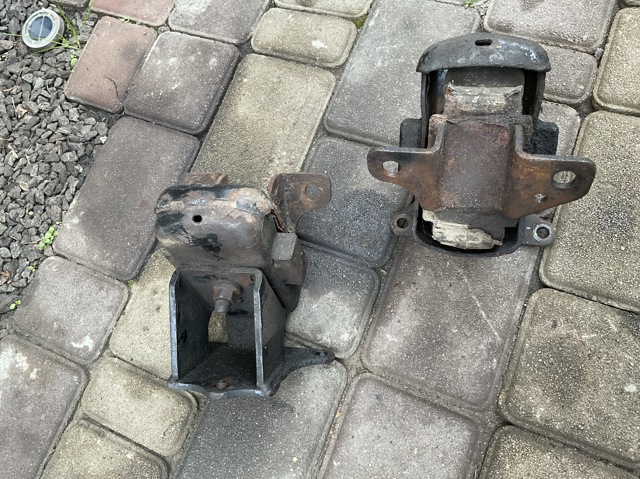 218123E252 HYUNDAI купить в Львов