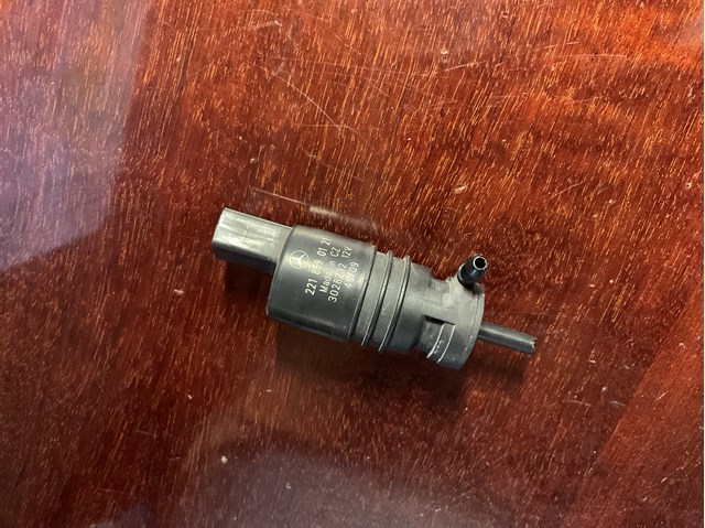 Насос электроомывателя 2218690121 MERCEDES