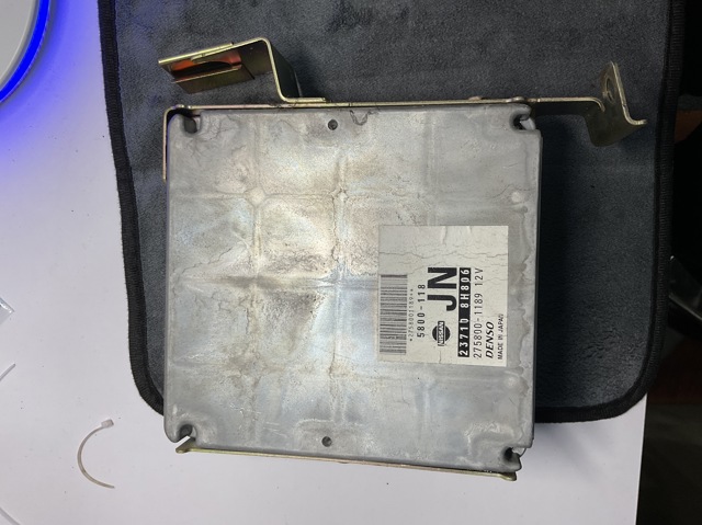 Модуль управления двигателем 237108H806 NISSAN