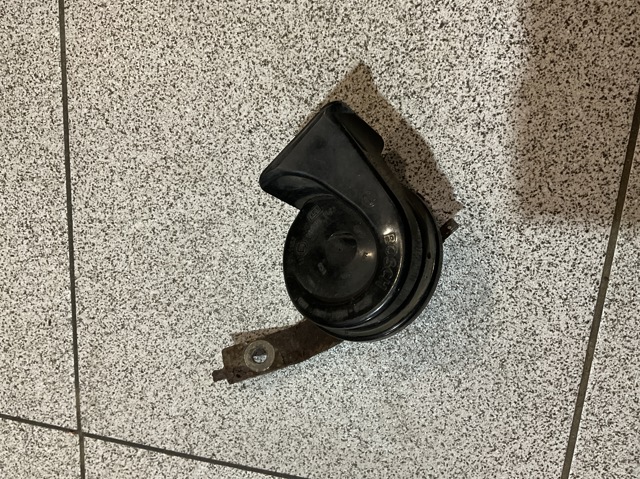 Клаксон 256109U00A NISSAN