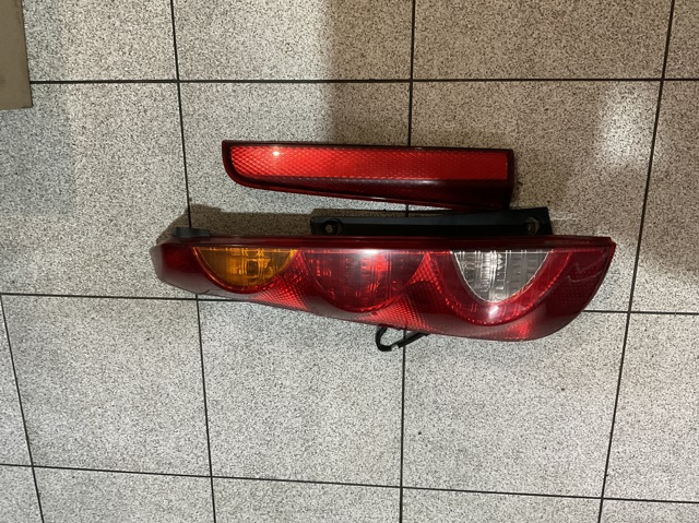265599U00A NISSAN Фонарь задний левый купить в Черновцы