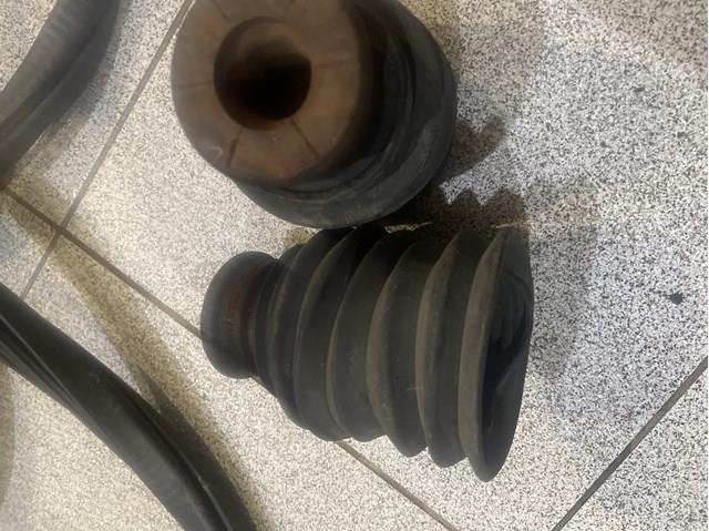 Отбойник амортизатора переднего 31336777636 BMW