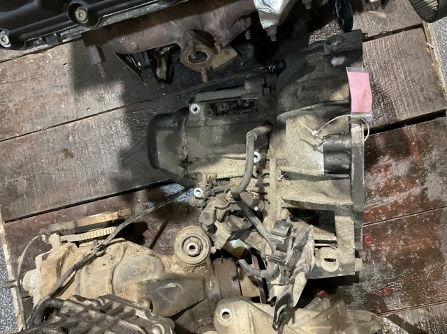 Механическая коробка переключения передач 32010AX603 NISSAN