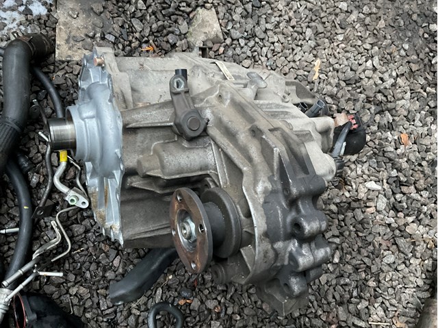 Коробка раздаточная в сборе 33100EA700 NISSAN