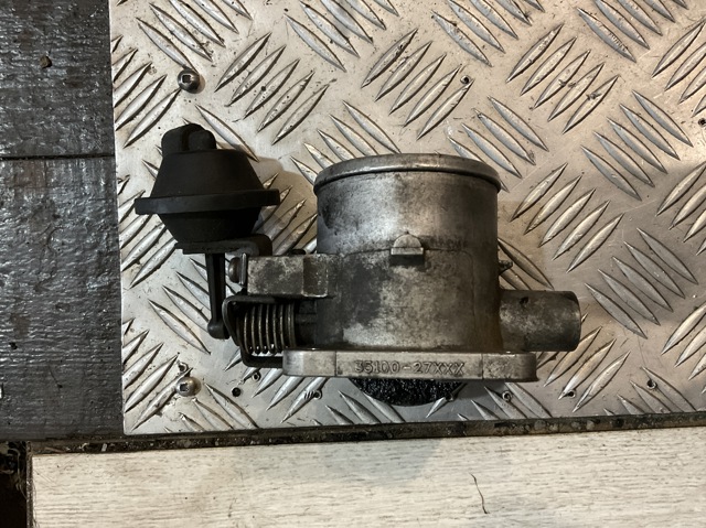 Блок дроссельной заслонки 3510027XXX HYUNDAI