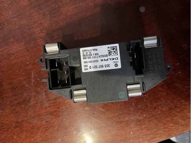 Резистор (сопротивление) вентилятора печки (отопителя салона) 3C0907521D
