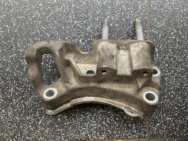 3M516030AF Кронштейн подушки (опоры) двигателя правой купить Павлоград