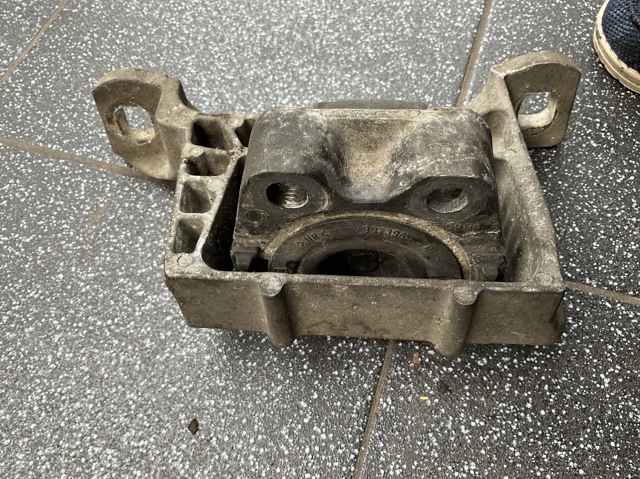 3M516F012BH FORD Подушка (опора) двигателя правая купить в Ровно