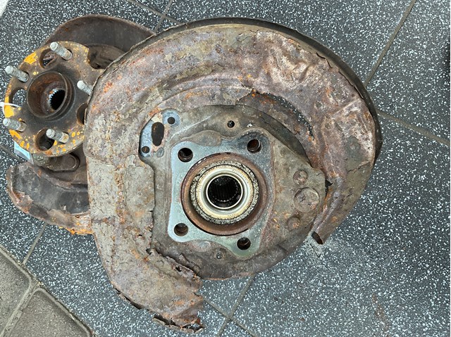 4241048041 TOYOTA Задняя ступица купить в Каменское