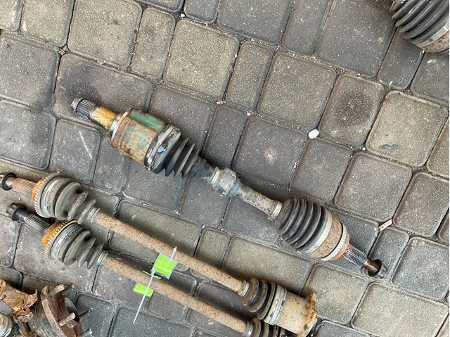 434200E011 TOYOTA Левая полуось купить в Ровно