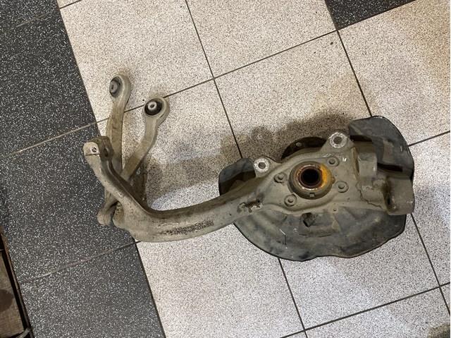 Кулак поворотный передний правый 4F0258 VAG