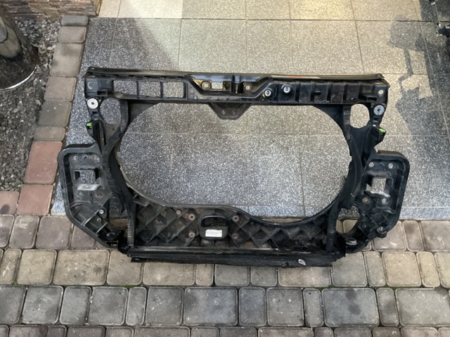 4F0805594G VAG Рамка радиатора купить в Житомир