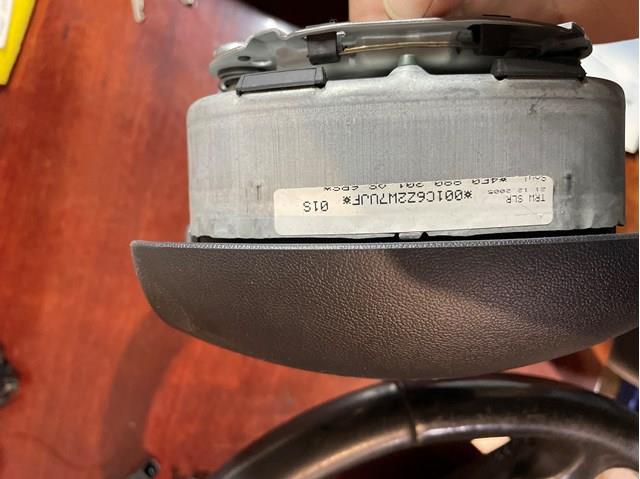 4F0880201AS6PS VAG Подушка безопасности (AIRBAG) водительская купить в Ирпень