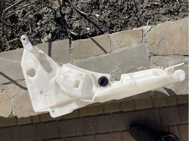 Водяной бачок омывателя стекла 4F0955453 VAG