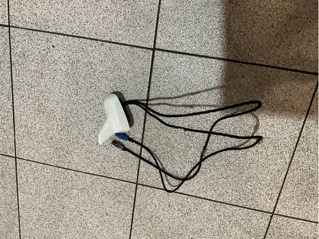 Антенна 4L0035503L VAG