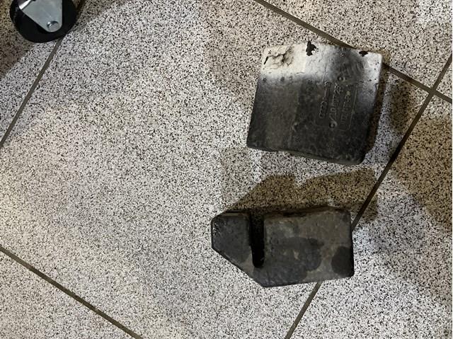 Наполнитель заднего бампера 4L0807251 VAG