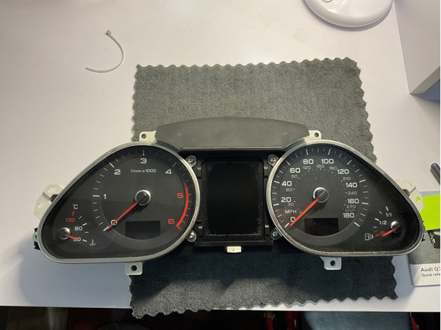 Щиток приборов 4L0920983T VAG