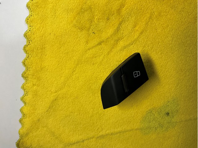 Выключатель центрального замка 4L0962108B VAG