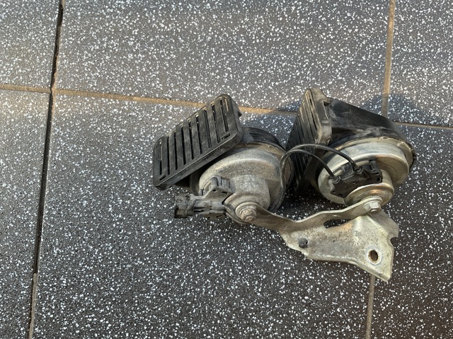 FORD 4L3Z13832BA Сигнал звуковой (клаксон) в наличии Каменское