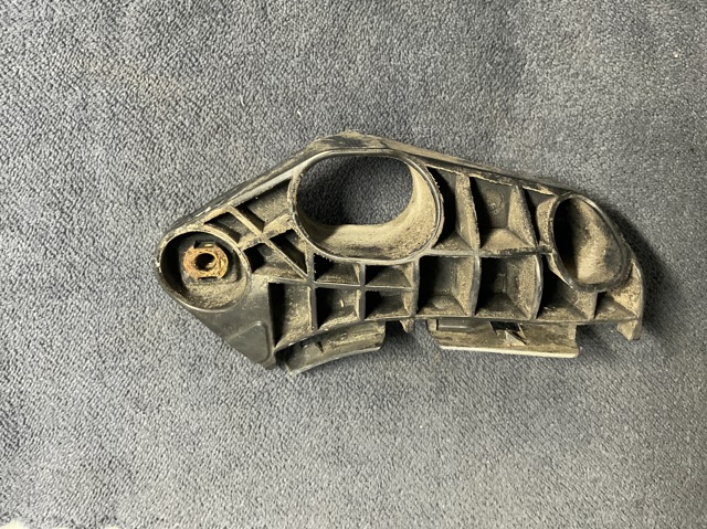 5253530210 TOYOTA Кронштейн бампера переднего внешний правый купить в Сумы