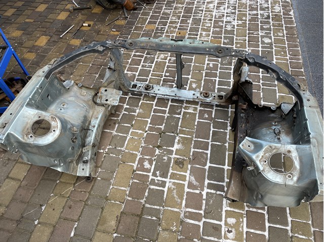 5320148041 TOYOTA Рамка радиатора купить в Тернополь