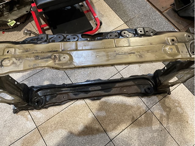 TOYOTA 5320153112 Рамка радиатора в наличии Тернополь