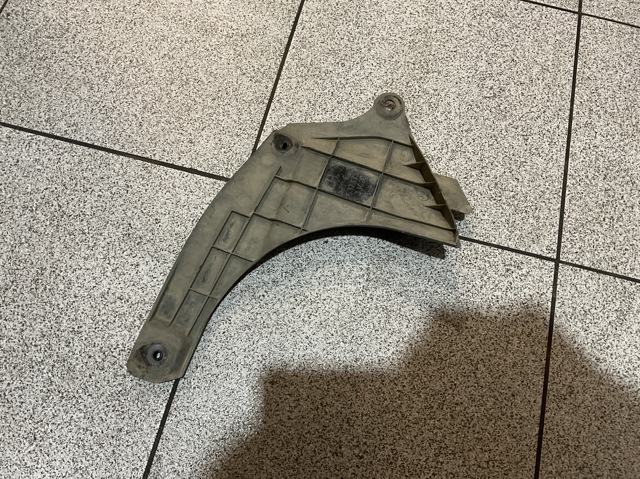 TOYOTA 5373733020 Щиток грязезащитный передней арки крыла в наличии Сумы