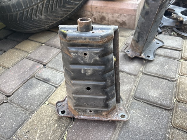 TOYOTA 5710830100 в наличии Днепр