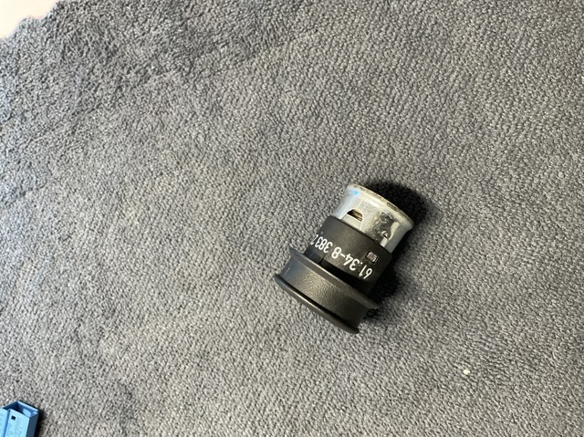 Прикуриватель в сборе Бмв 5