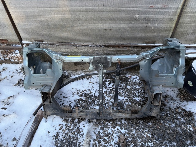 Панель передняя 625008H300 NISSAN