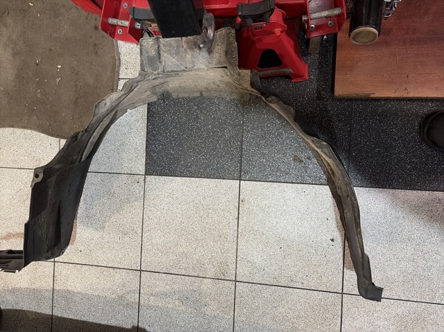 Купить Защита колесных арок Ниссан Икс-Трейл  T30 по низкой цене