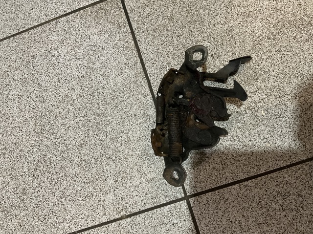 NISSAN 656018H900 Замок капота в наличии Чернигов