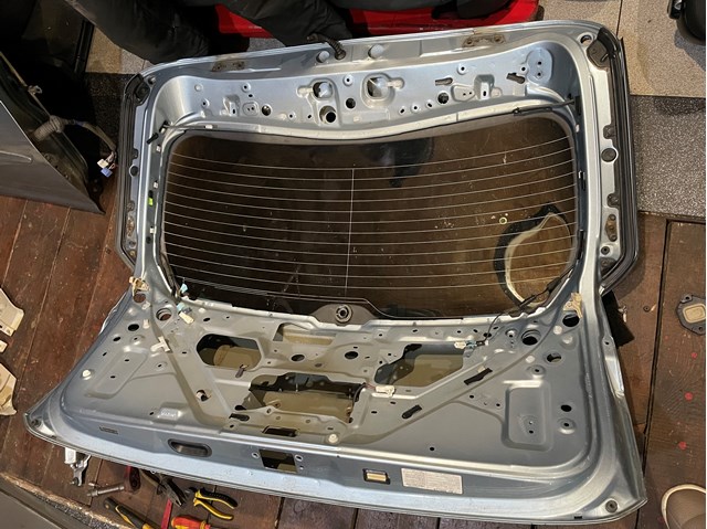 Задняя дверь Lexus RX 300/330/350/400H