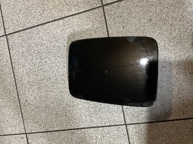 Лючок топливного бака 695113E000 HYUNDAI