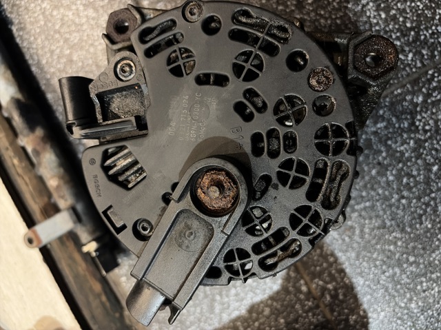 Генератор автомобиля 6G9N10300YC LAND ROVER