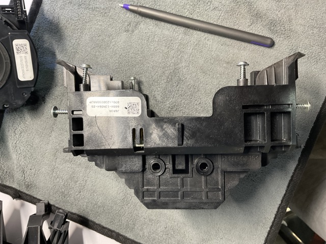 6G9N13N064ZG LAND ROVER купить в Запорожье