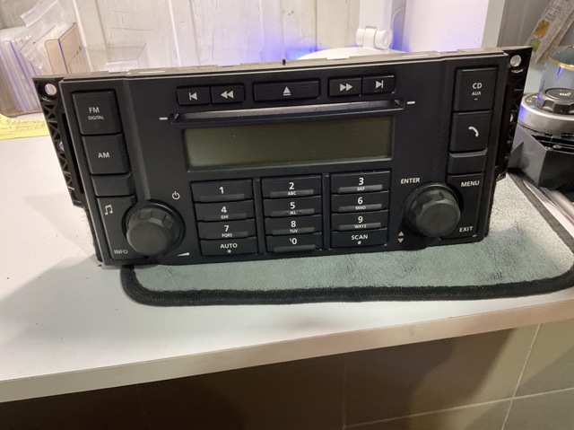 Пульт управления магнитолой 6H5218845AC LAND ROVER