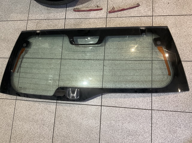 Стекло двери задка 73211SCAE01 HONDA