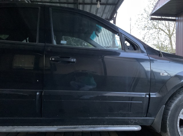 Пассажирская передняя дверь 760043E111 HYUNDAI