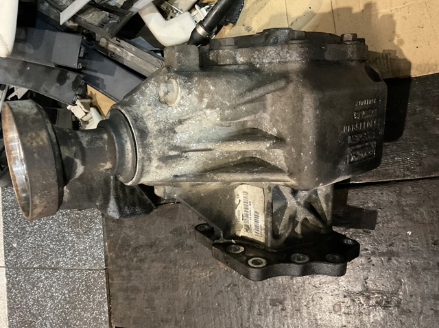 Раздатка (коробка раздаточная) 7G9N7L486AB LAND ROVER