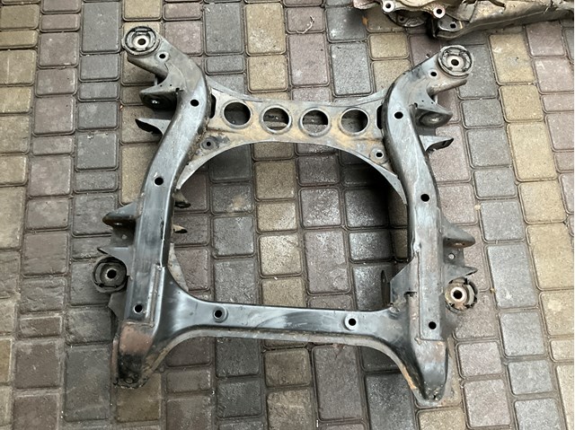 Крабобалка передней подвески 7L0499314C VAG