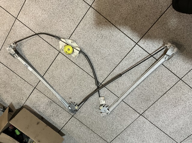 7L0837461F VAG Стеклоподъемник передней левой двери купить в Одесса