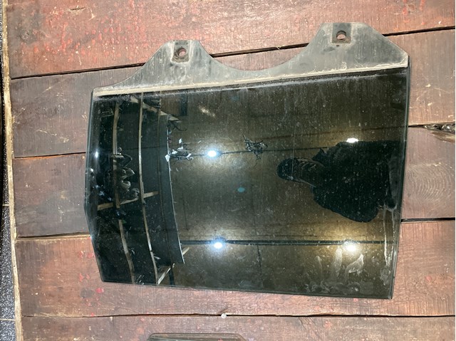 7L0845205D Стекло двери задней левой купить Днепр