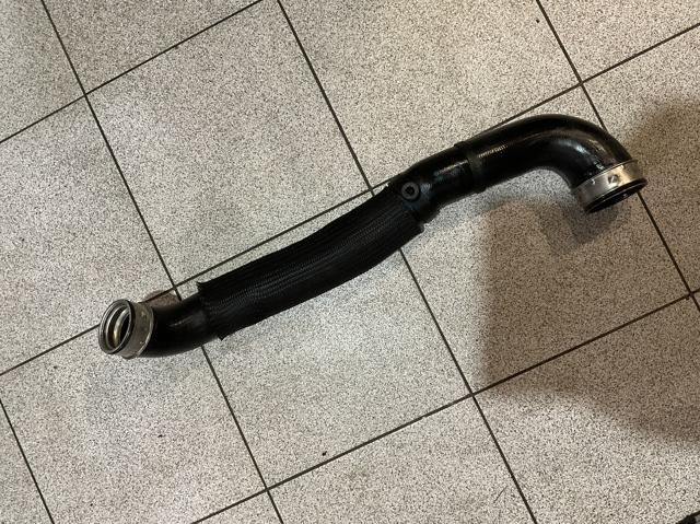 Шланг интеркуллера 7L6145979C VAG