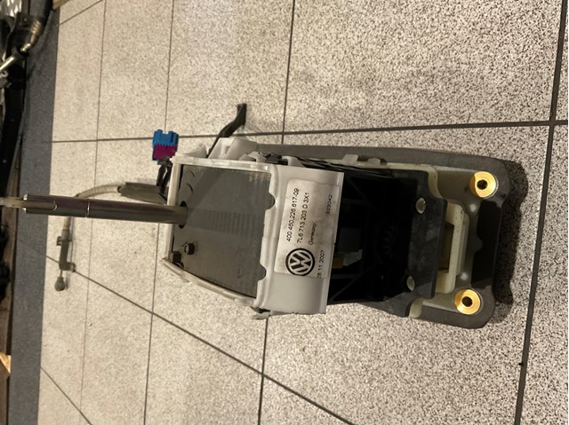 VAG 7L6713203D3X1 в наличии Харьков