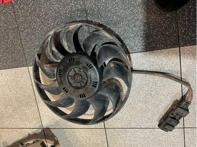 VAG 7L6959455 Электровентилятор охлаждения в наличии Полтава