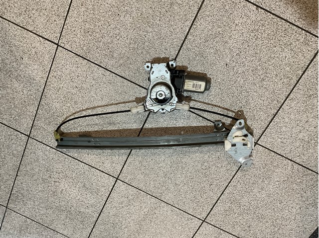 Стеклоподъемник задней левой двери 82701EB300 NISSAN