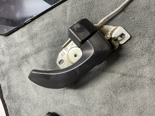 Ручка двери задней внутренняя правая 836203E000CY HYUNDAI